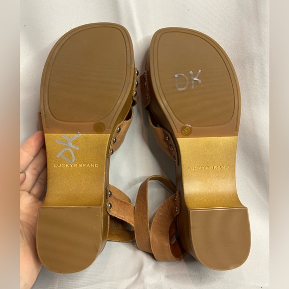 Lucky Brand Platform Brown Leather Sandals - Picture 7 of 8
